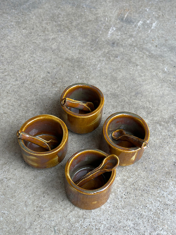 Narcissus Sun Flower Plate, Espresso Cups and Spoons